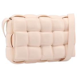 Bottega Veneta Bolsa Cassette MAXI INTRECCIATO em couro Rosa Dourado