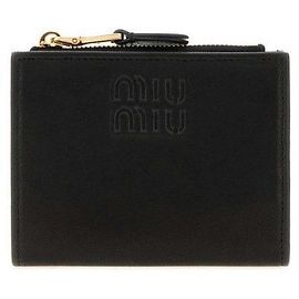 Cartera pequeña Miu Miu de piel negra