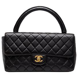 Chanel Black Medium Classic Lambskin Kelly Flap