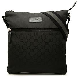 Borsa a tracolla Gucci in nylon GG nero con Web