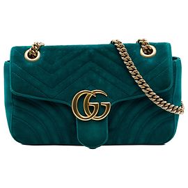 Borsa a tracolla Gucci GG Marmont Matelassé in velluto blu Medium