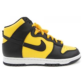 Autre Marque Baskets Nike Jaunes