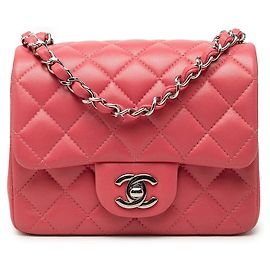 Bolso bandolera Chanel Mini Square Classic de piel de cordero rosa con solapa única