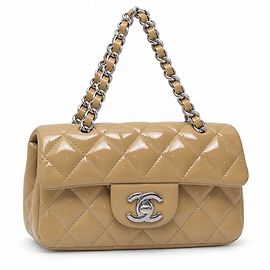 Chanel Classique