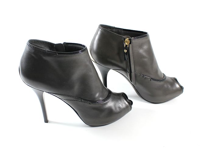 Botines Louis Vuitton Intense Gris Cuero - vista 2
