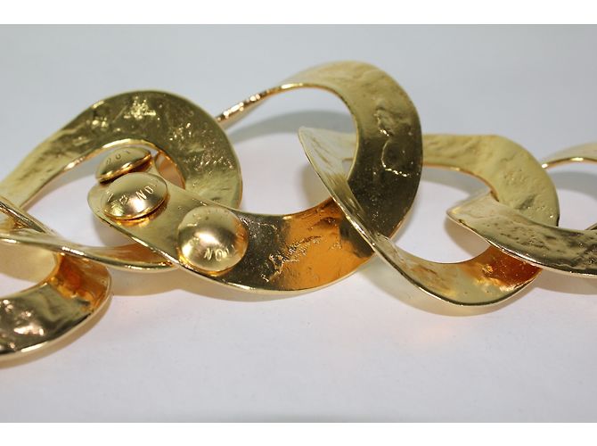 Bracciale Louis Vuitton in metallo dorato con grandi anelli D'oro - vista 3