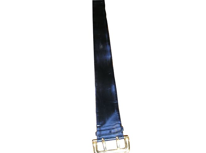Cinturón Chanel de cuero negro con hebilla dorada - vista 2