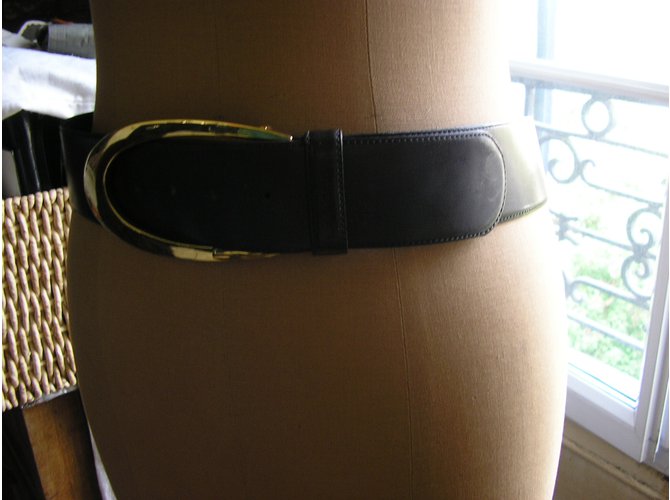 Lancel Gürtel aus braunem Leder - Ansicht 2