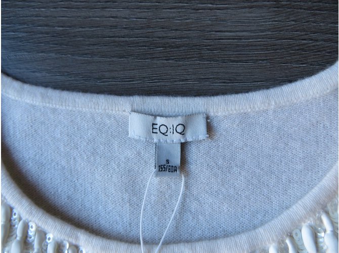 EQ:IQ Top Crudo - vista 3