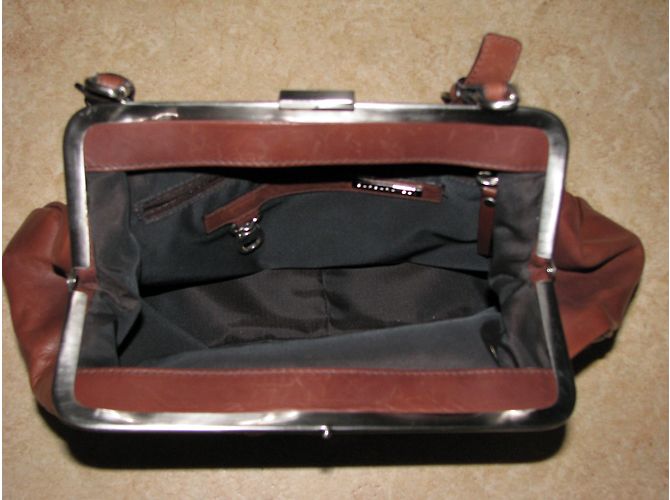 Barbara Bui Handtasche aus braunem Leder mit Spiegelelementen - Ansicht 5