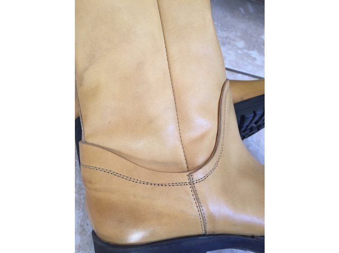 Alberto Fermani Botas Amarillo - vista 5
