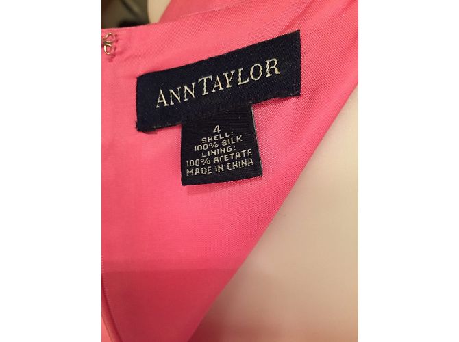Vestido midi de seda rosa Ann Taylor - vista 3