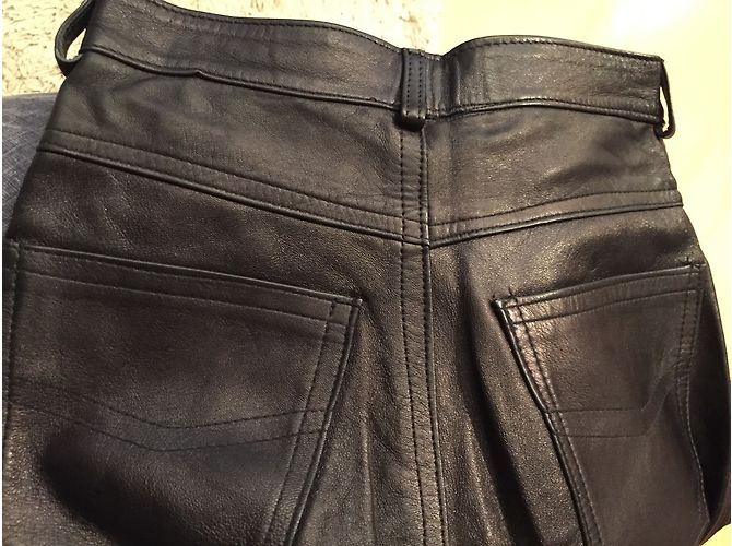 Autre Marque Schwarze Lederhose Größe 34 - Ansicht 3