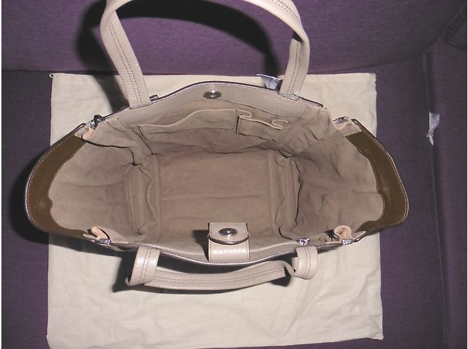 Borsa a mano Salvatore Ferragamo in pelle taupe - vista 3