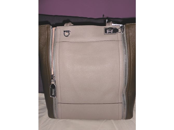 Borsa a mano Salvatore Ferragamo in pelle taupe - vista 7