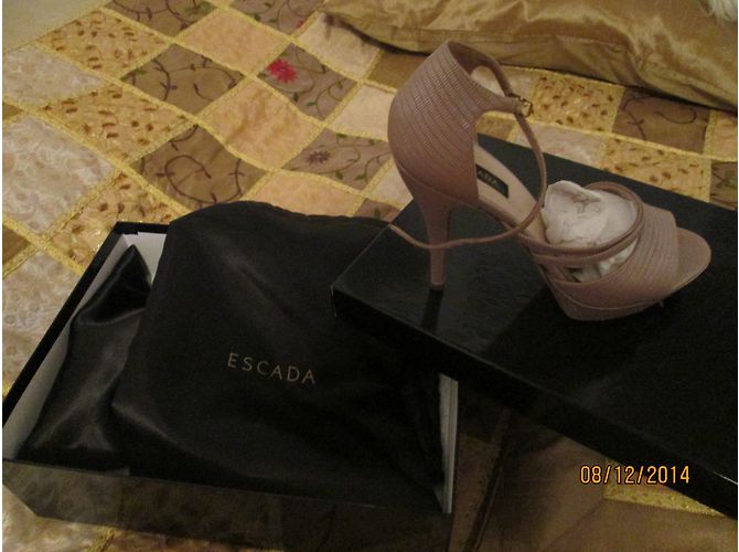 Escada Décolleté in pelle rosa salmone 38 - vista 4