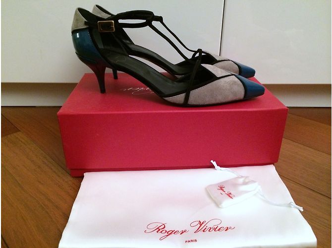 Roger Vivier Heels - view 8