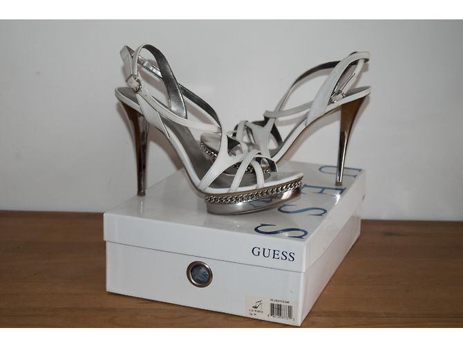 Sandali Guess in pelle bianca tacco 12 cm Bianco - vista 4