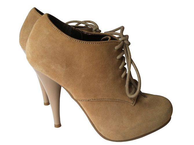 Botines Steve Madden Beige de Gamuza - vista 2