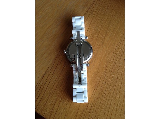 Guess Driver Chic Uhr aus weißer Keramik 34mm - Ansicht 5