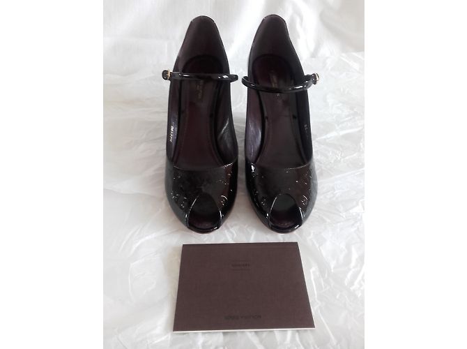 Louis Vuitton Amarante Lackleder Monogramm Keilabsatz Pumps - Ansicht 6