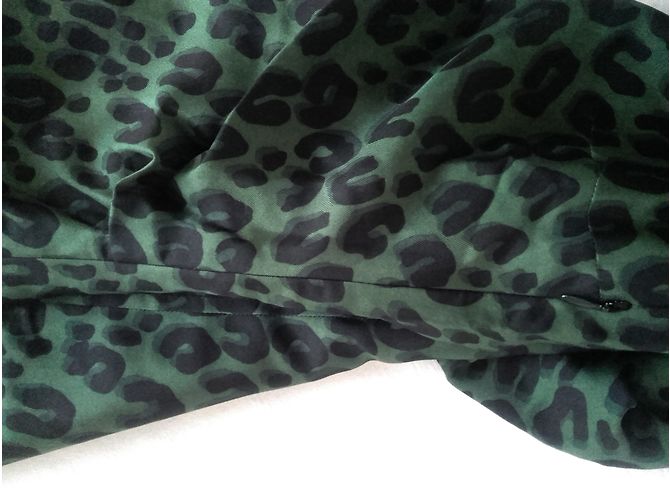Louis Vuitton Vestido de seda estampado leopardo Stephen Sprouse Verde - vista 7