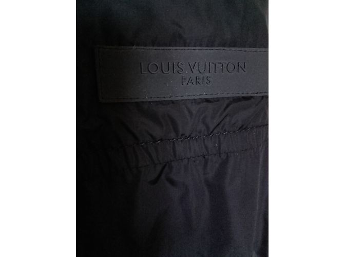 Louis Vuitton Parka Reversible 3 en 1 de Piel de Conejo Negra Negro - vista 3