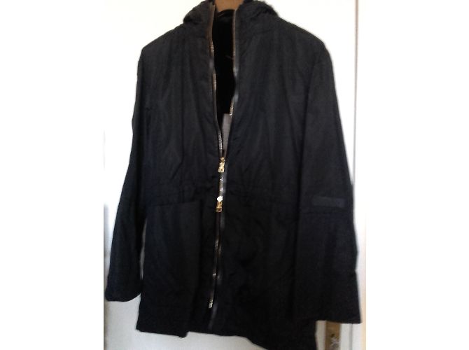 Louis Vuitton Parka Reversible 3 en 1 de Piel de Conejo Negra Negro - vista 4