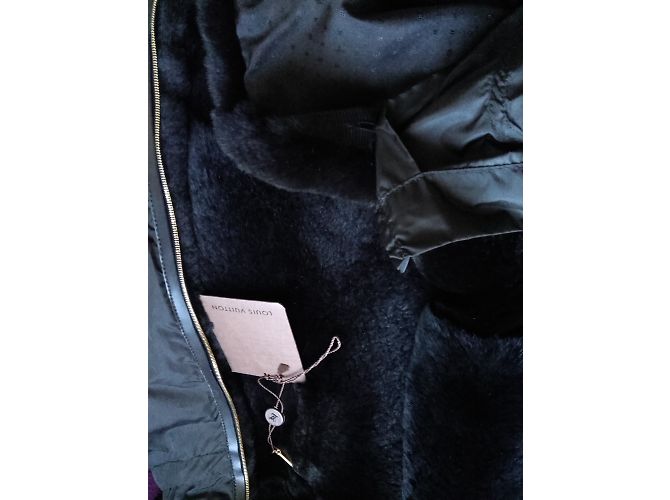 Louis Vuitton Parka Reversible 3 en 1 de Piel de Conejo Negra Negro - vista 5