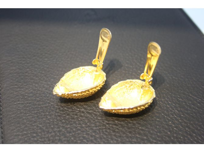 Autre Marque Orecchini clip a forma di pera dorati D'oro - vista 5