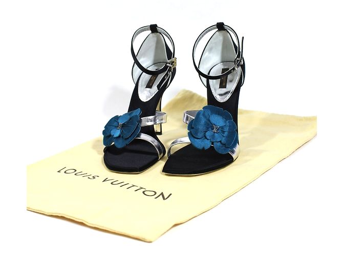 Sandali Louis Vuitton in satin nero e pelle argento 37 - vista 5