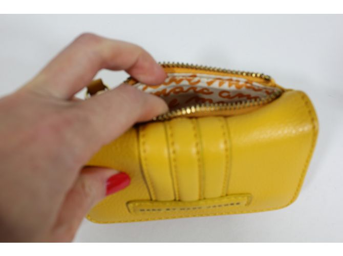 Marc by Marc Jacobs Leder Geldbörse Gelb - Ansicht 5
