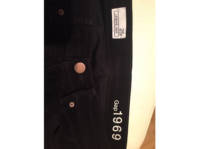 Jeans Slim Elásticos Negros Gap - vista 4