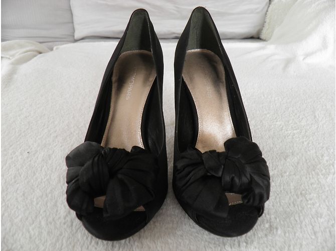 Autre Marque Décolleté Cosmoparis Gordana in raso nero con fiocco - vista 3