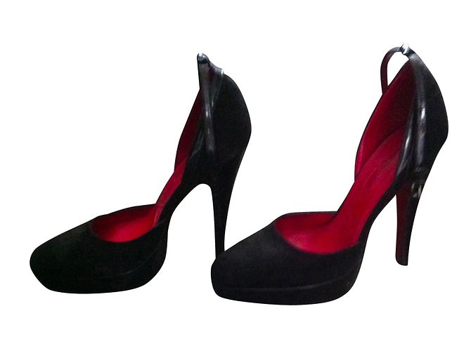 Tacones Cesare Paciotti de ante negro - vista 2