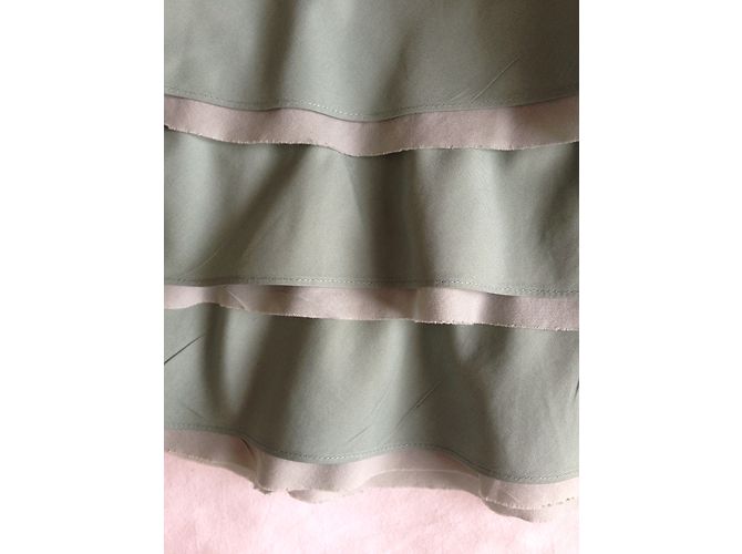 Falda Claudie Pierlot Verde Almendra con Volantes Talla 1 - vista 3