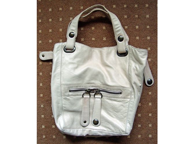 Borsa a mano Gerard Darel in pelle di agnello rosa con pochette - vista 3