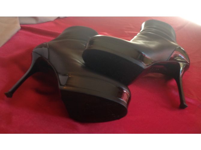 Stivaletti Yves Saint Laurent in pelle nera Nero - vista 14