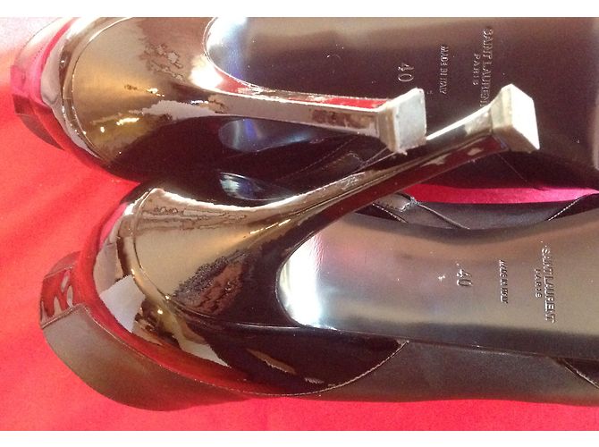 Stivaletti Yves Saint Laurent in pelle nera Nero - vista 15