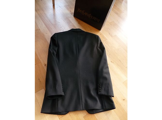 Yves Saint Laurent Ternos - vista 3