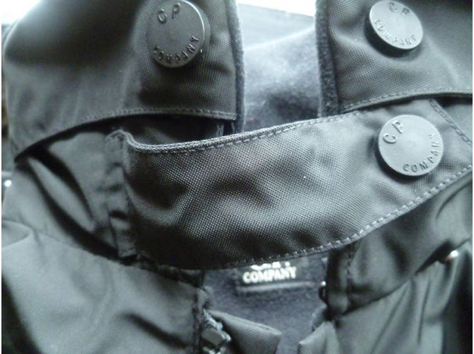 CP Company Schwarze Bikerjacke aus Polyester - Ansicht 6