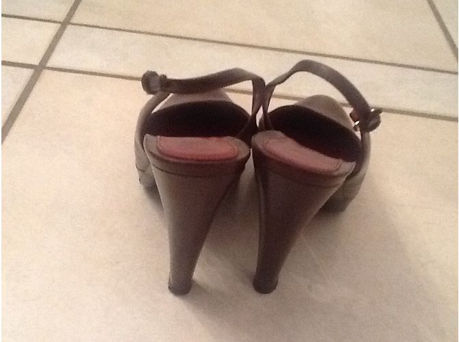 Décolleté slingback Prada pelle marrone 36 - vista 3