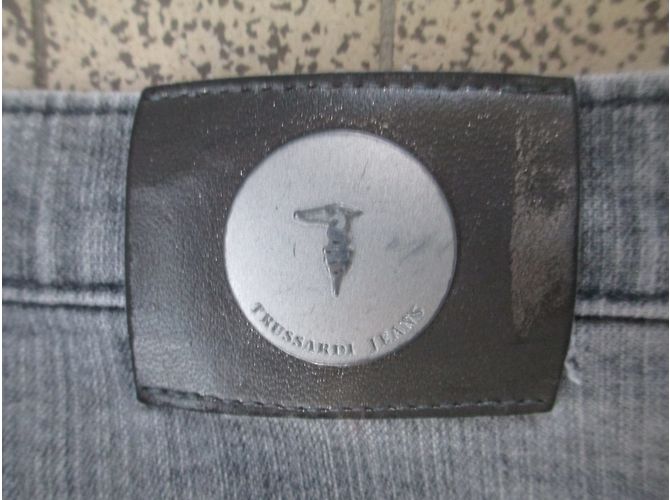 Trussardi Jeans Graue Baumwoll Jeans Gerade Schnitt Taille 27 - Ansicht 5