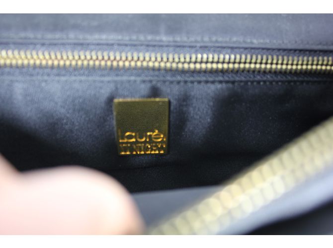 Pochette Laurèl in tessuto nero - vista 5