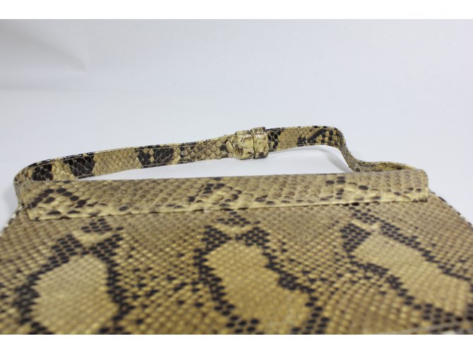 Autre Marque Clutch in pitone giallo e marrone - vista 10