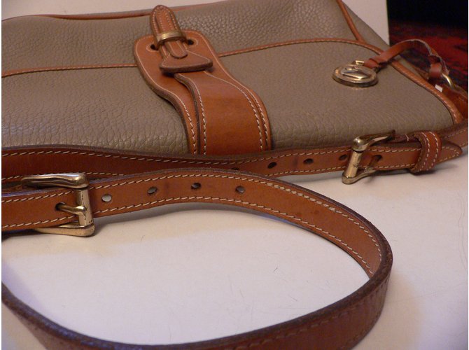 Dooney & Bourke Borse Taupe - vista 13