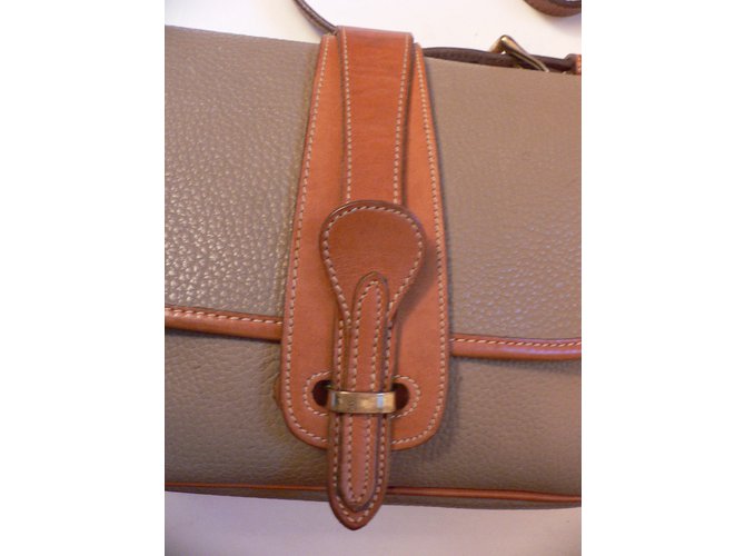 Dooney & Bourke Borse Taupe - vista 6