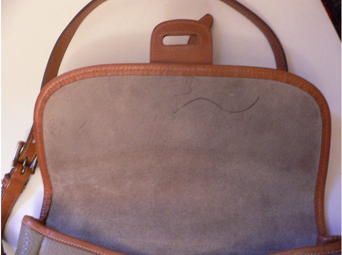 Dooney & Bourke Borse Taupe - vista 9