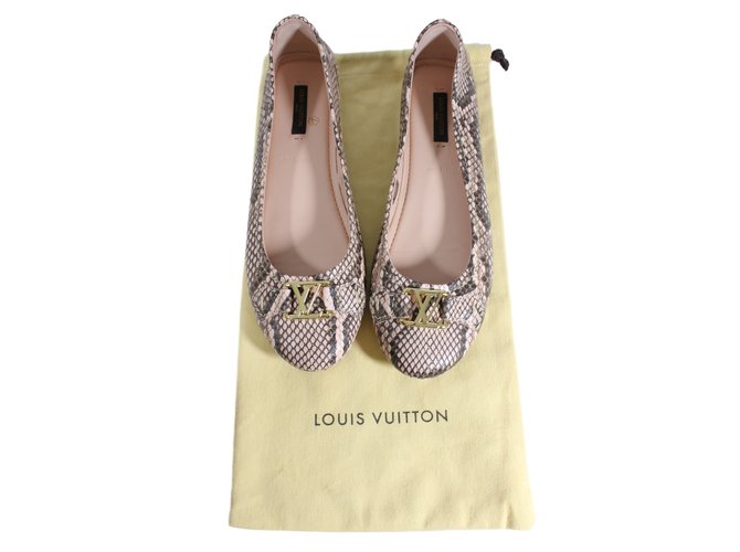 Sapatilhas Louis Vuitton em Python Rosa e Marrom - vista 2