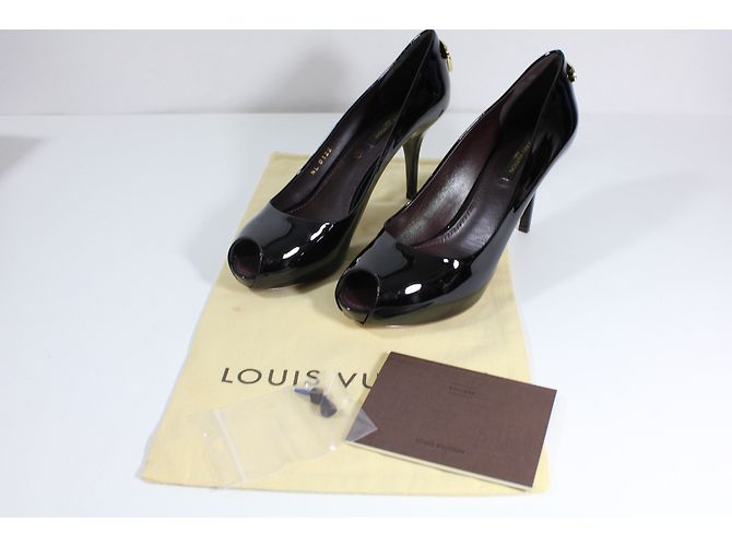 Louis Vuitton Décolleté Oh Really Vernice Nera 38 Nero - vista 12